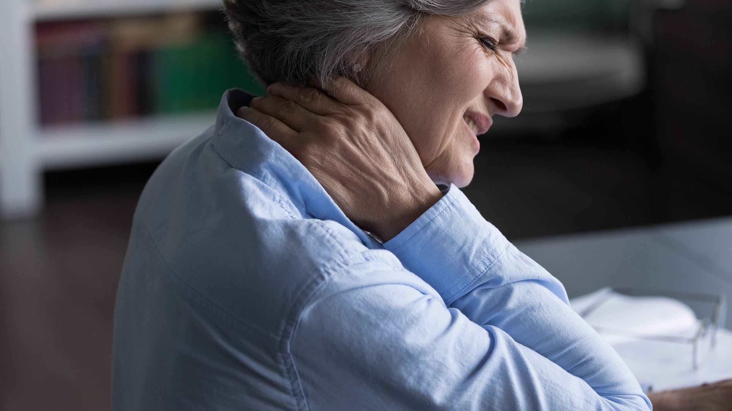 Fibromyalgia Pillow Benefits: Why Specialized Support Matters for Chronic Pain Sufferers