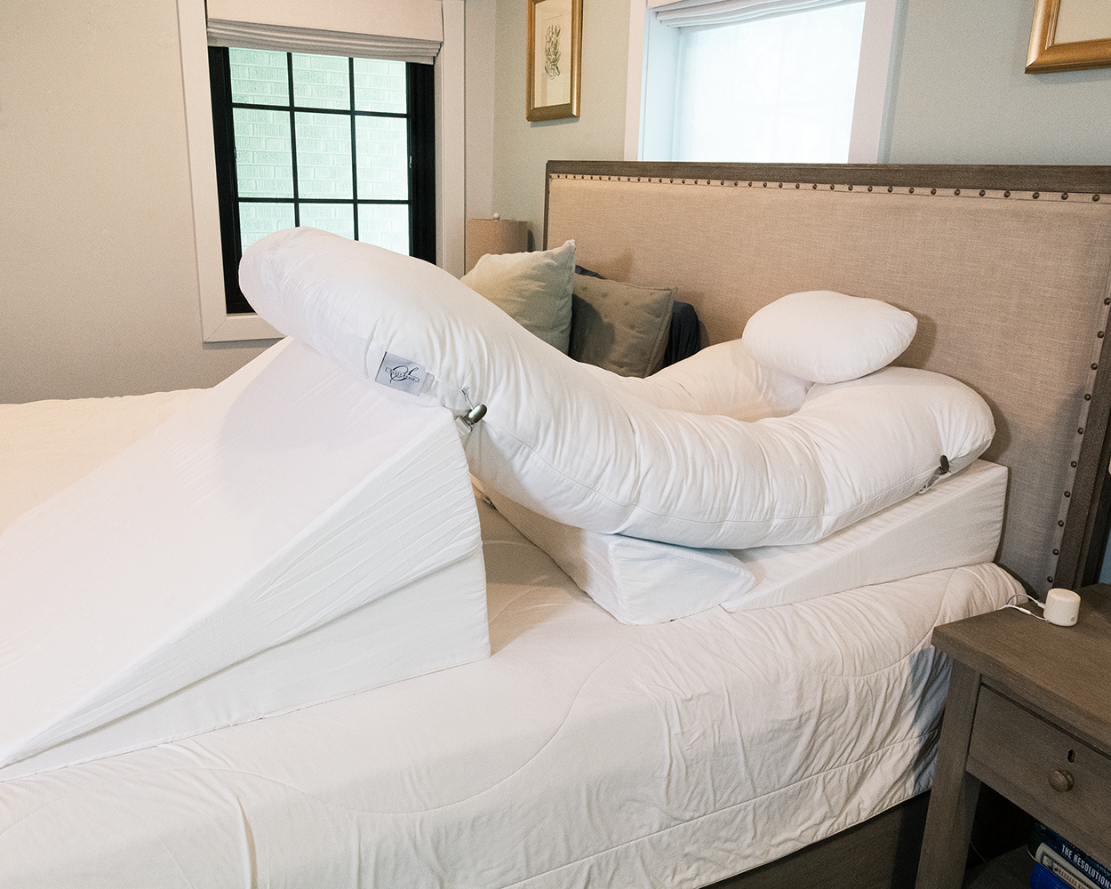 The BBL Add On Set for the Sleep Again Pillow System modifies the system so that pressure is taken off the butt while healing from BBL.