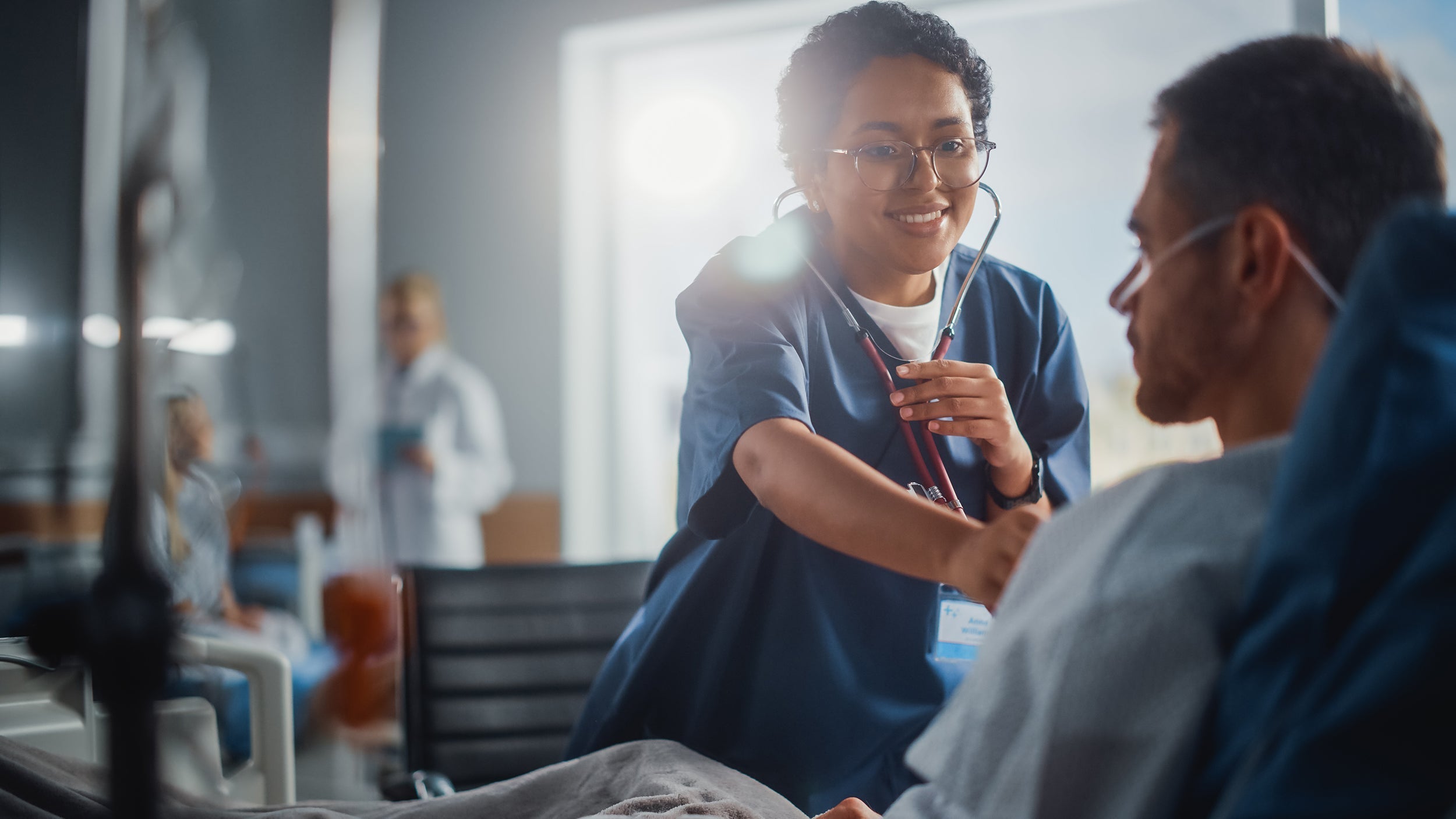 Getting sleep after lung surgery can be extremely challenging. Learn which sleeping positions after lung surgery can help you maximize recovery in our comprehensive guide.